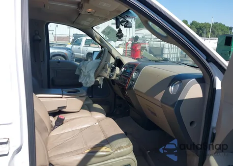 2005 Ford F-150 Fx4/Lariat/Xlt from USA, damaged, VIN 1FTPW14545KB81348